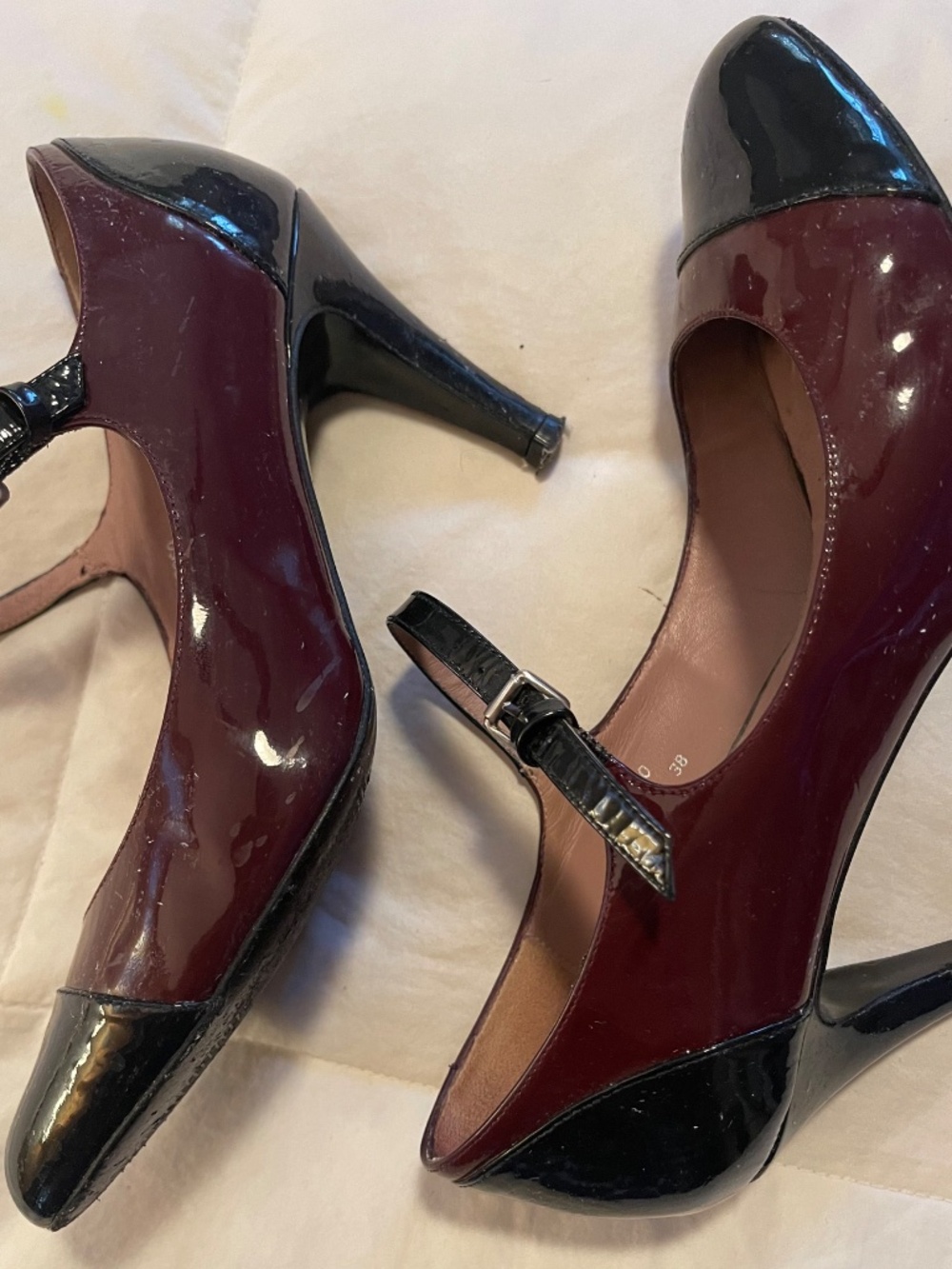 Boden two-tone Mary Jane's - Picture 2 of 4